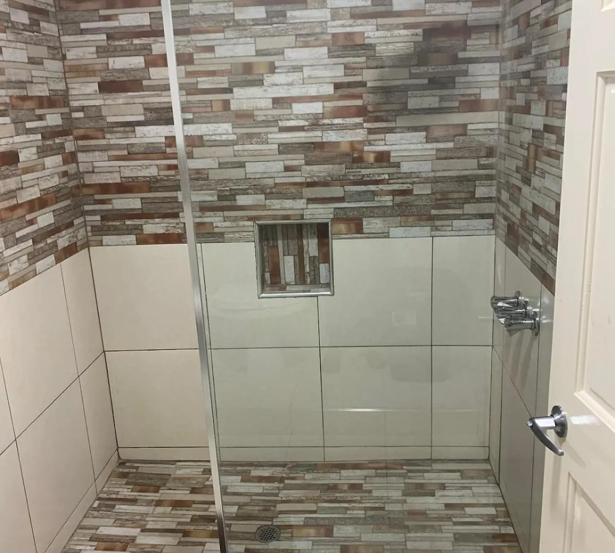 Kingston Serenity Suite - 2Br Gated Escape With Pool Jamaica