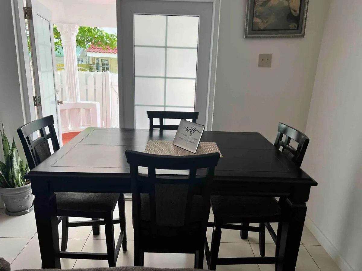 Kingston Serenity Suite - 2Br Gated Escape With Pool 0*,  Jamaica